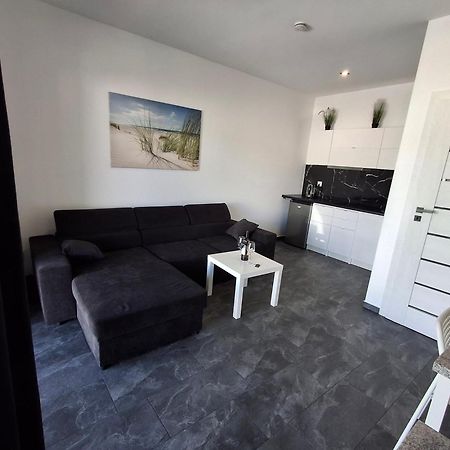 Domki Black Pearl Mielno Basen Sauna Jacuzzi Exteriér fotografie