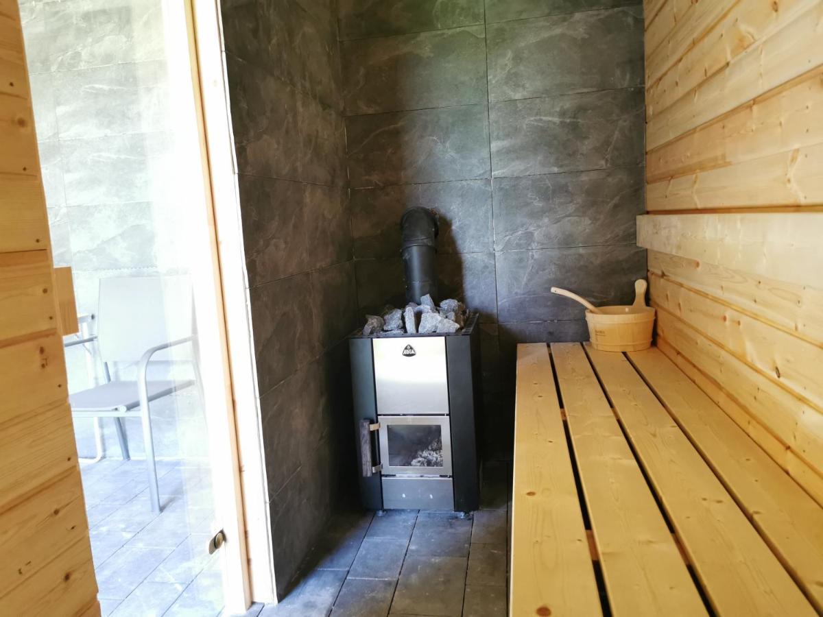 Domki Black Pearl Mielno Basen Sauna Jacuzzi Exteriér fotografie