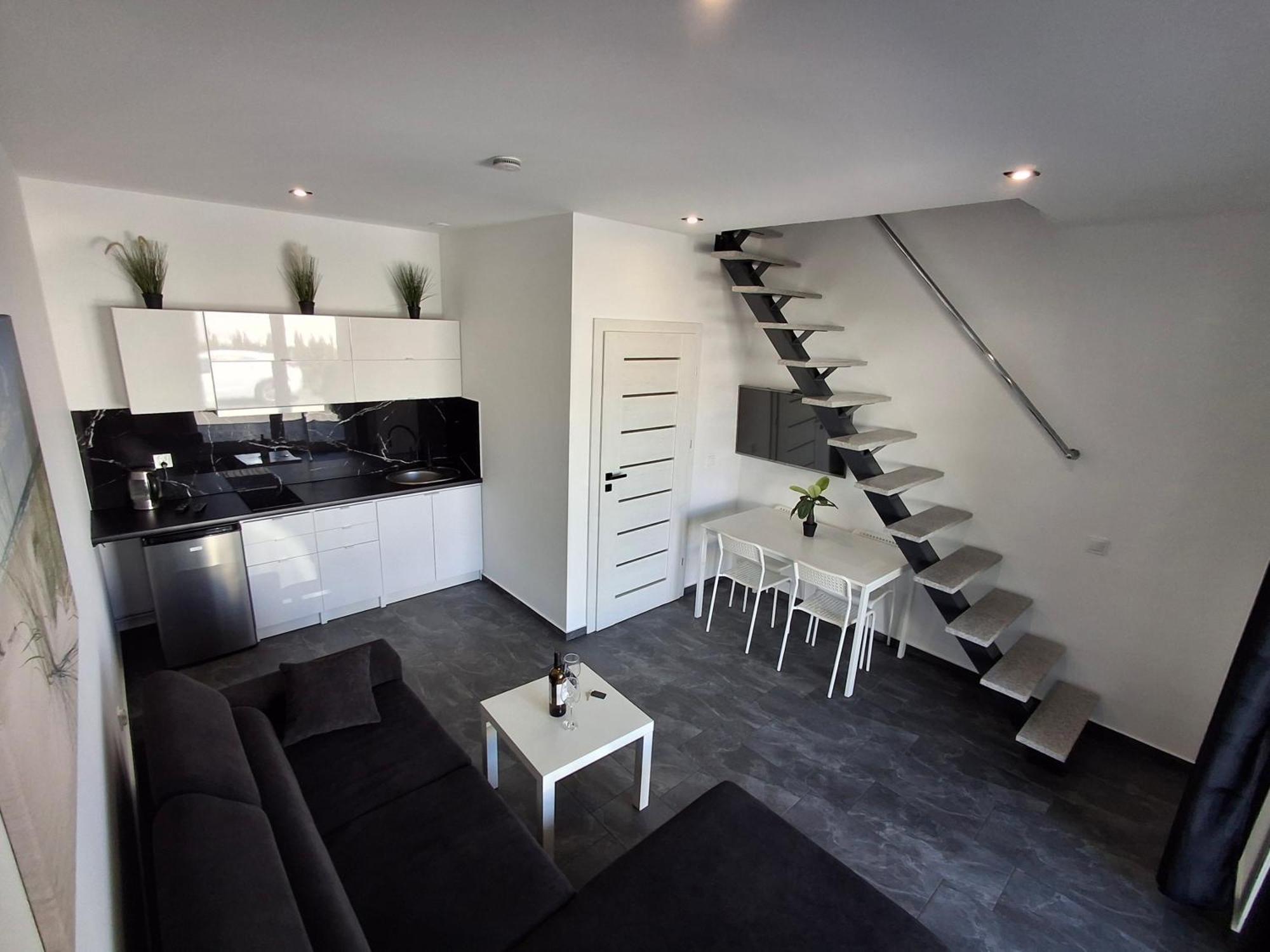 Domki Black Pearl Mielno Basen Sauna Jacuzzi Exteriér fotografie